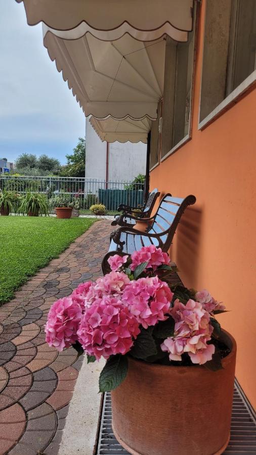 Albergo Villa Mimosa Торболе Экстерьер фото
